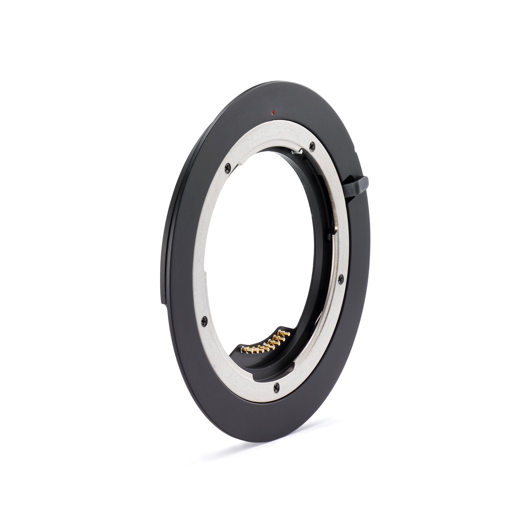 Photo of ARCA-SWISS Pico Lens Board M645 for Mamiya Phase One. Three-quarter front view of the ARCA-SWISS Pico round lens board for Mamiya 645 and Phase One lenses. From ARCA-SWISS USA.  SKU:  010915